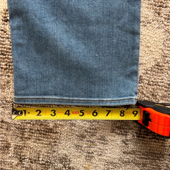 Frame The Mellow Mid Rise Jean - Picture 7 of 9